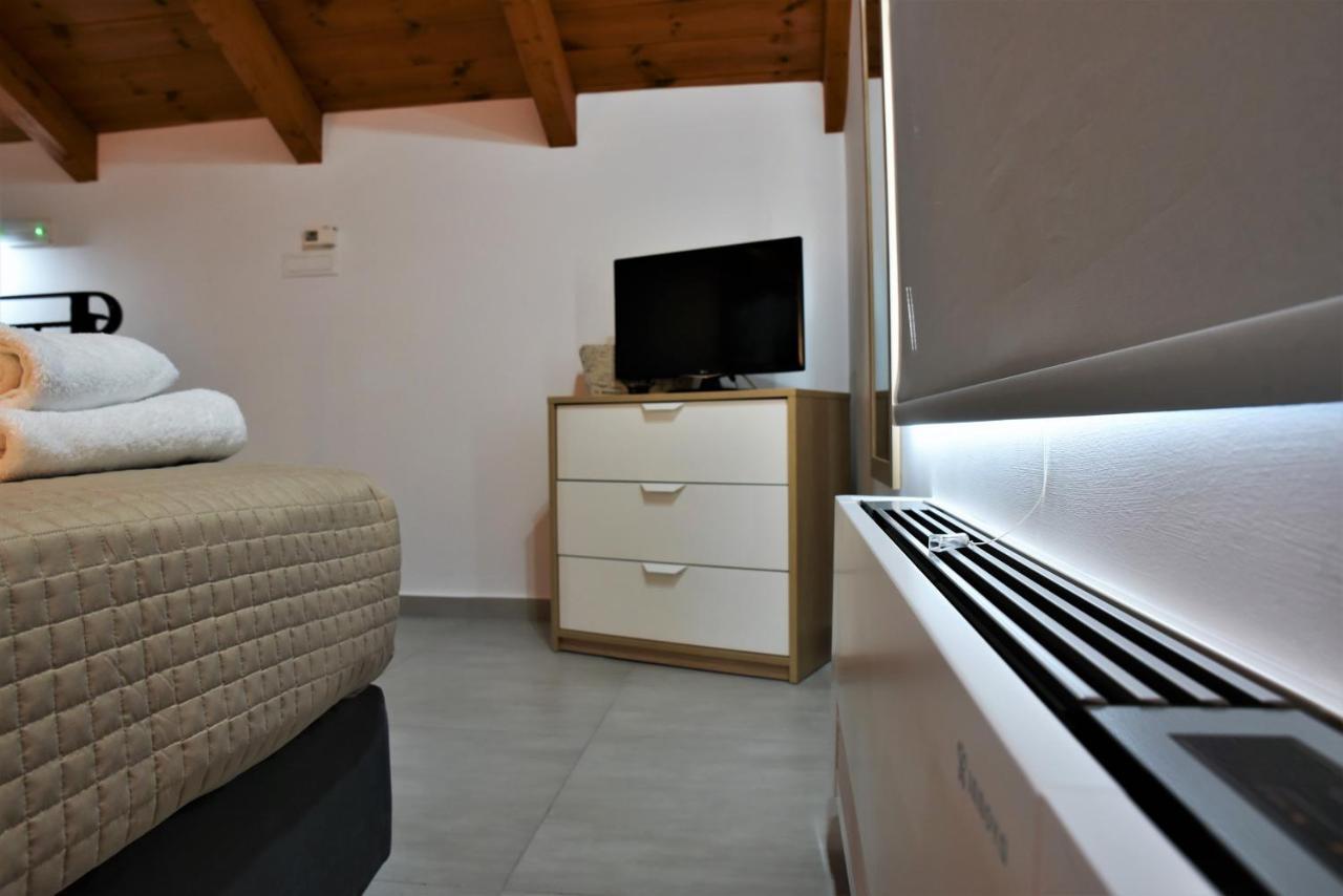 Messinian Horizons Apartment Marathopoli Bagian luar foto