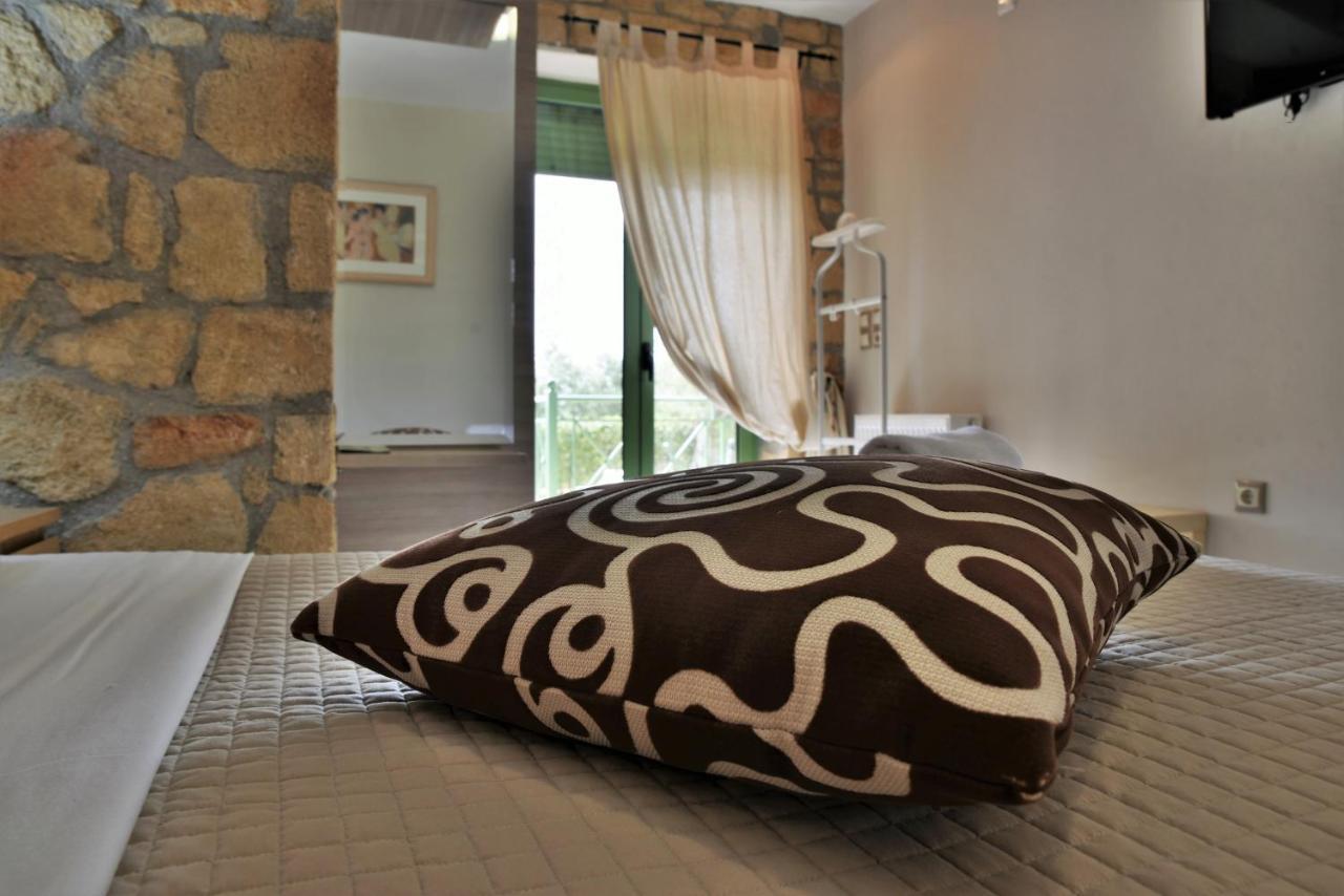 Messinian Horizons Apartment Marathopoli Bagian luar foto
